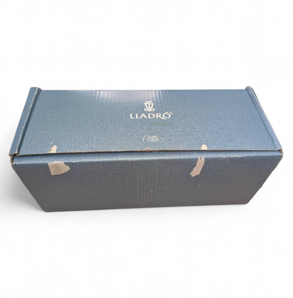 LLADRO リヤドロ 母の抱擁 フィギュリン 箱付き