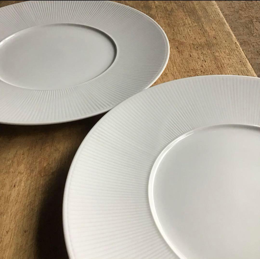 のんです。新品美濃焼　白磁　カロリナディナープレート9寸皿　4枚セット