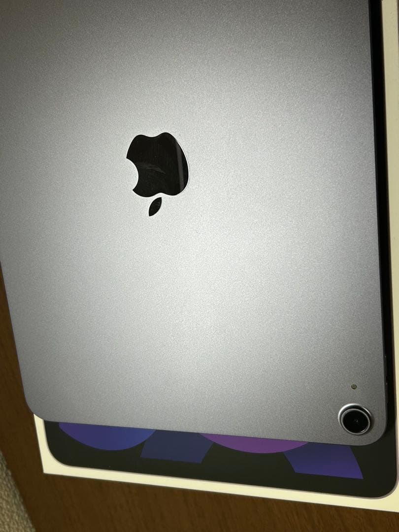 F*N様 iPad Air 第5世代　wi-fiモデル　256gb パープル