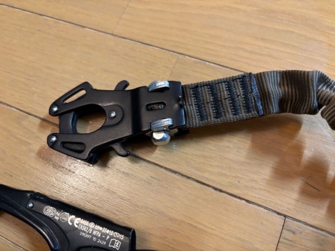 4本ステッチOld GEN YATES LANYARD W/ 米軍 ランヤード