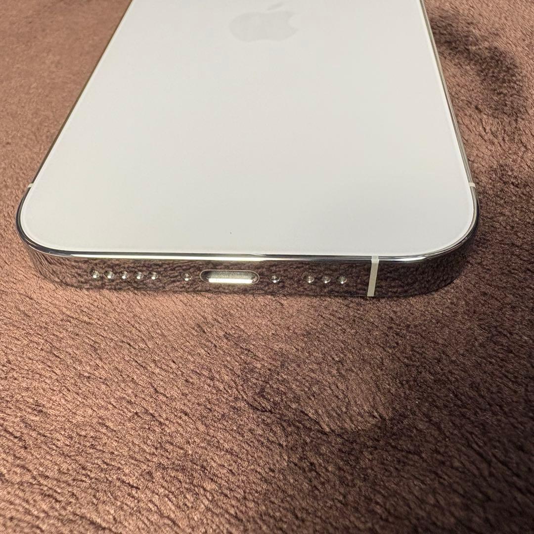 【ピタカケース付き】Apple iPhone 14 Pro 128GB