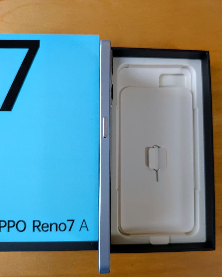 OPPO Reno7 A 本体 ケース付き