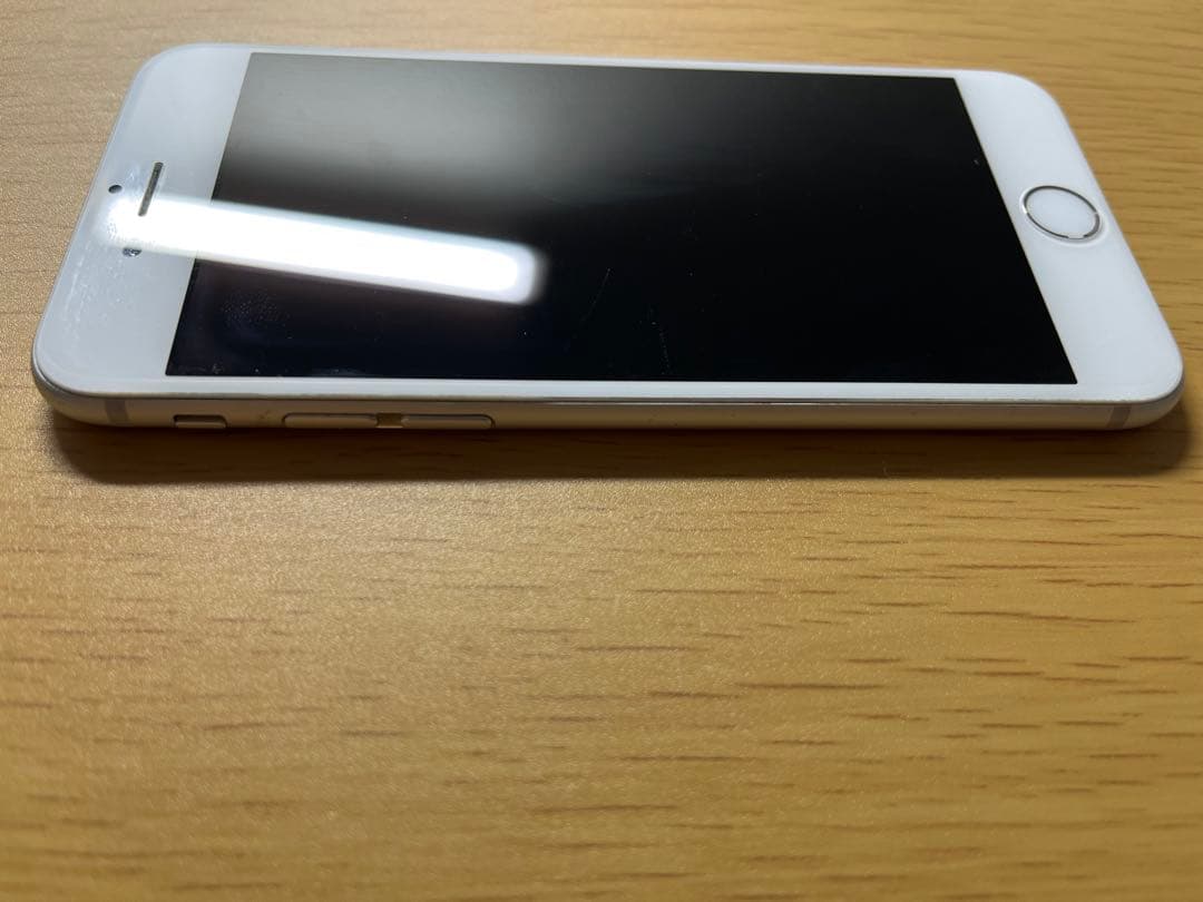 iPhone 6 シルバー 64GB【SIMロックあり】