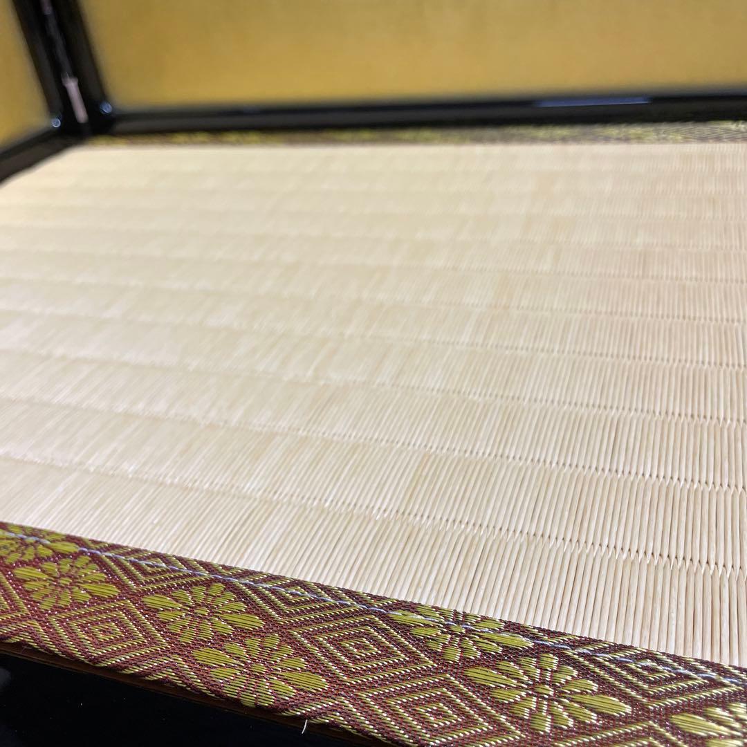 屏風　平飾台桜柄