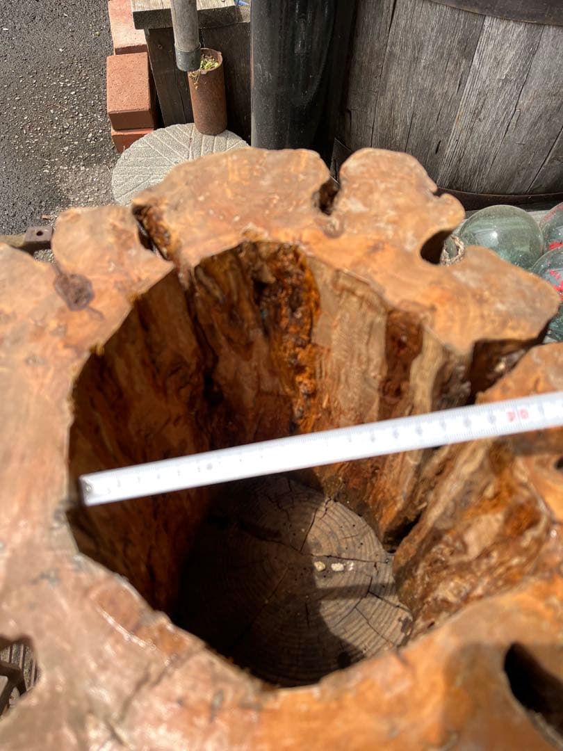 切り株花台、切り株花器、木株火鉢、 盆栽展示台、盆栽台、鉢カバー、こぶ付き台座