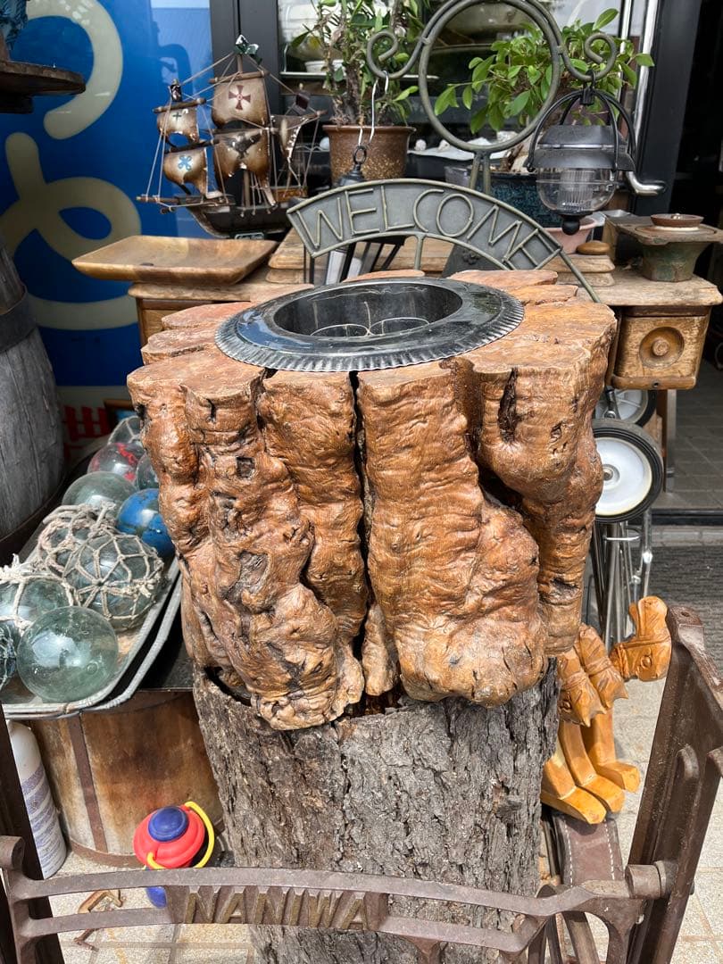 切り株花台、切り株花器、木株火鉢、 盆栽展示台、盆栽台、鉢カバー、こぶ付き台座