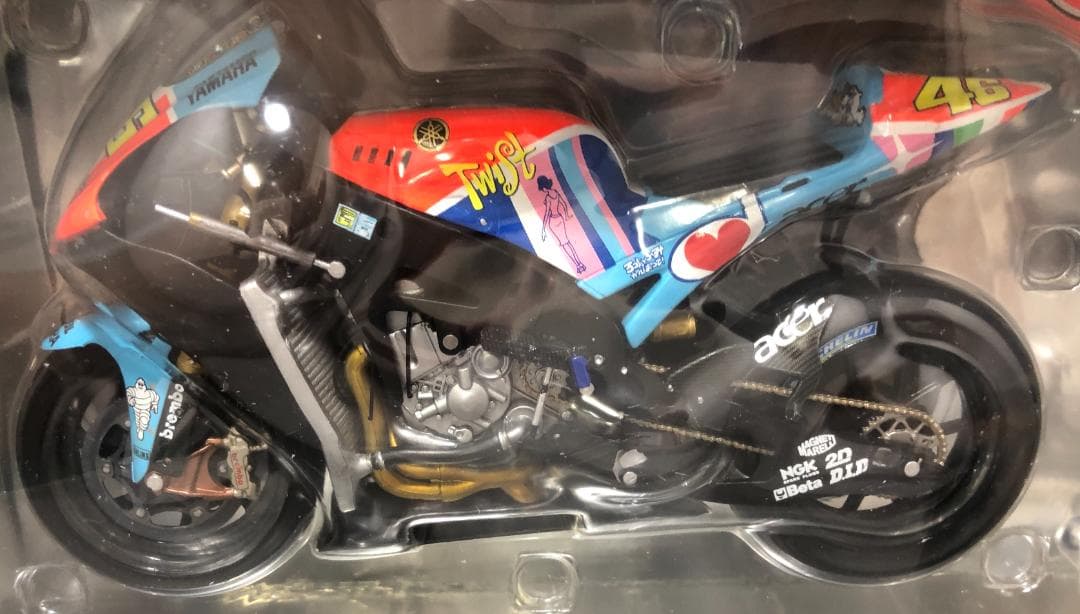 YZR-M1 ミニチャンプス ヤマハ MotoGP2007 Assen1/12