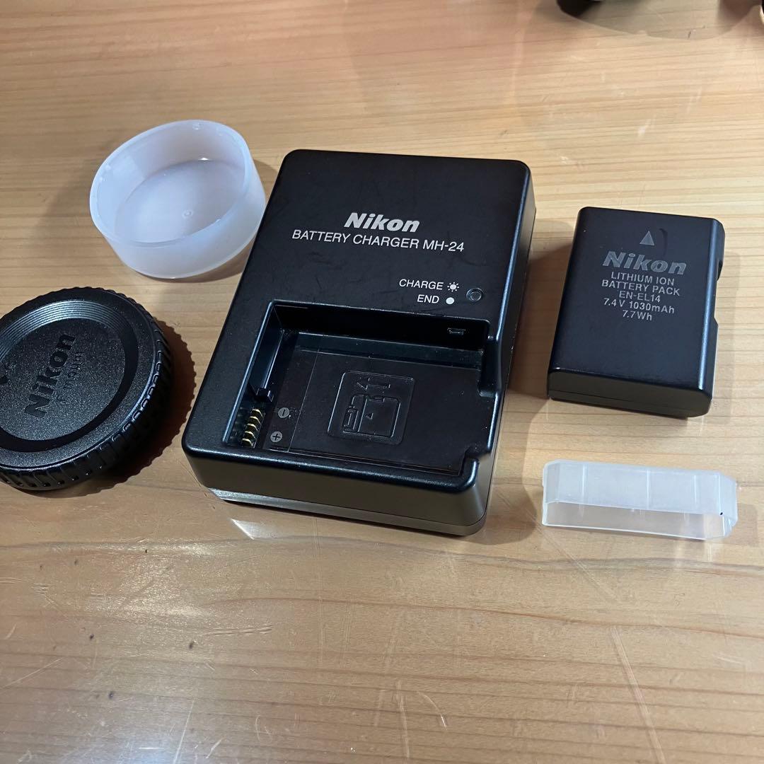 Nikon デジタル一眼レフカメラ D3200 ダブルレンズ