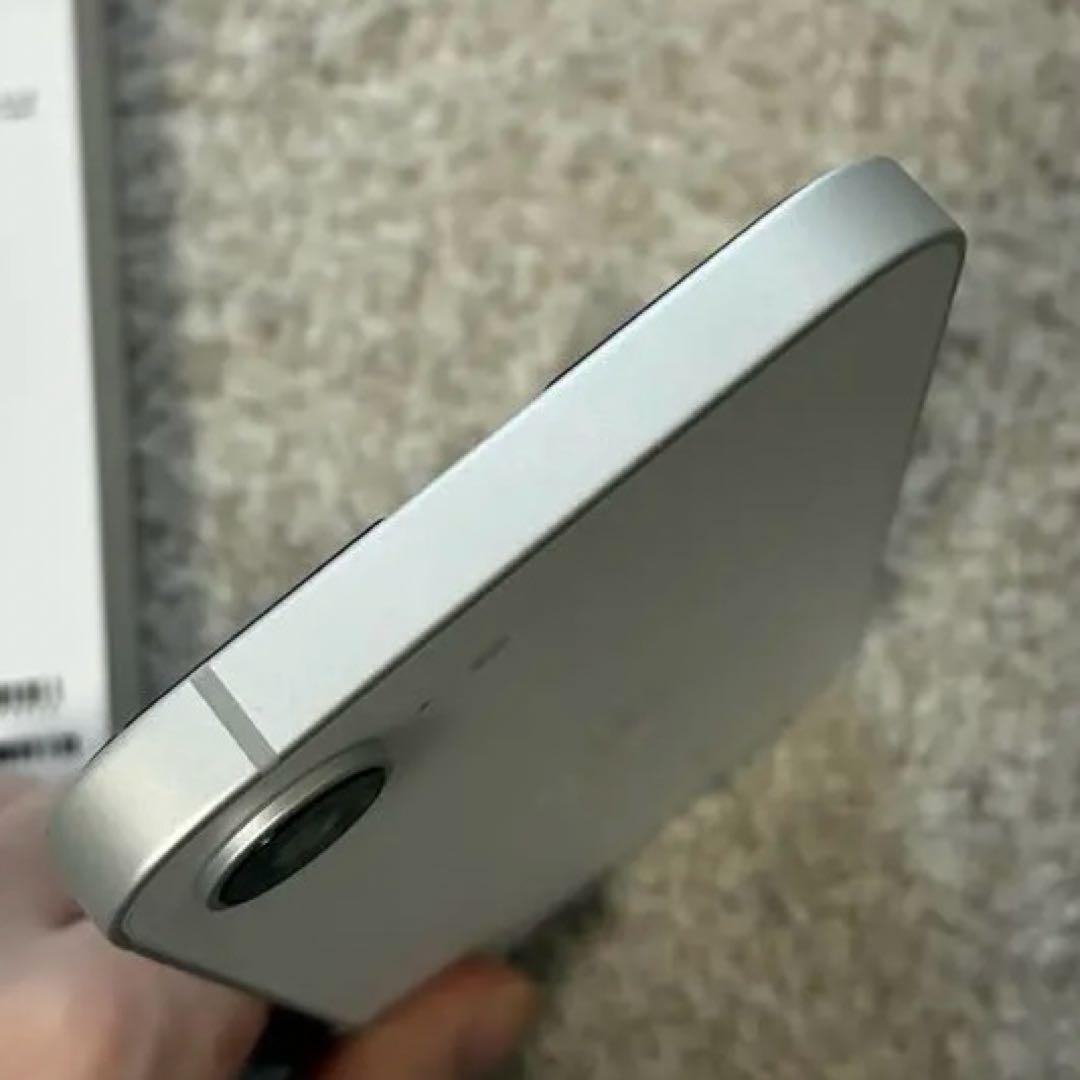 Apple iPhone16e 256gb ホワイト　SIMフリー　箱付き