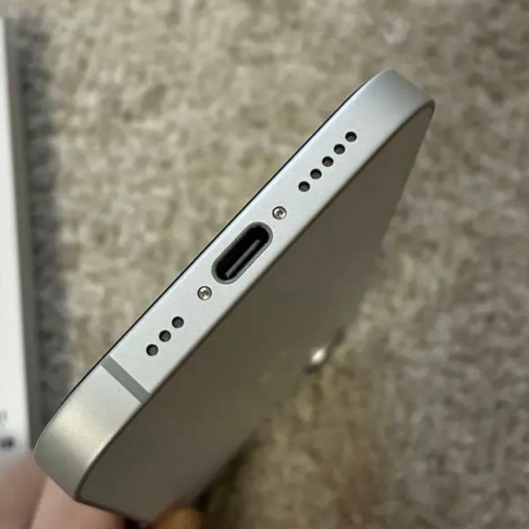 Apple iPhone16e 256gb ホワイト　SIMフリー　箱付き