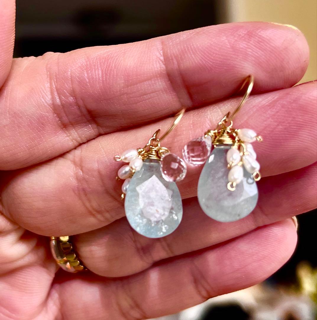 ハニーフラットです。シンデレラアクアマリンのピアス
