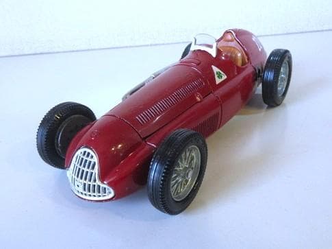 特価 Mebe Toys (1/24) アルファロメオ 159 Alfetta