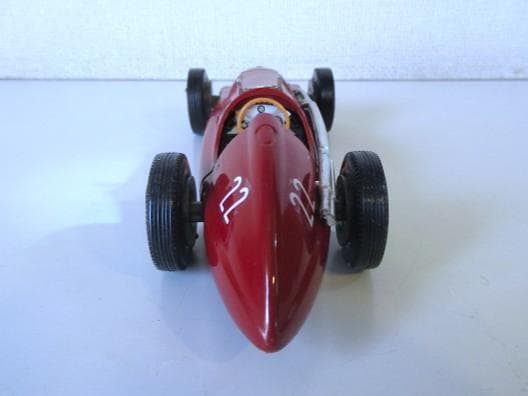 特価 Mebe Toys (1/24) アルファロメオ 159 Alfetta