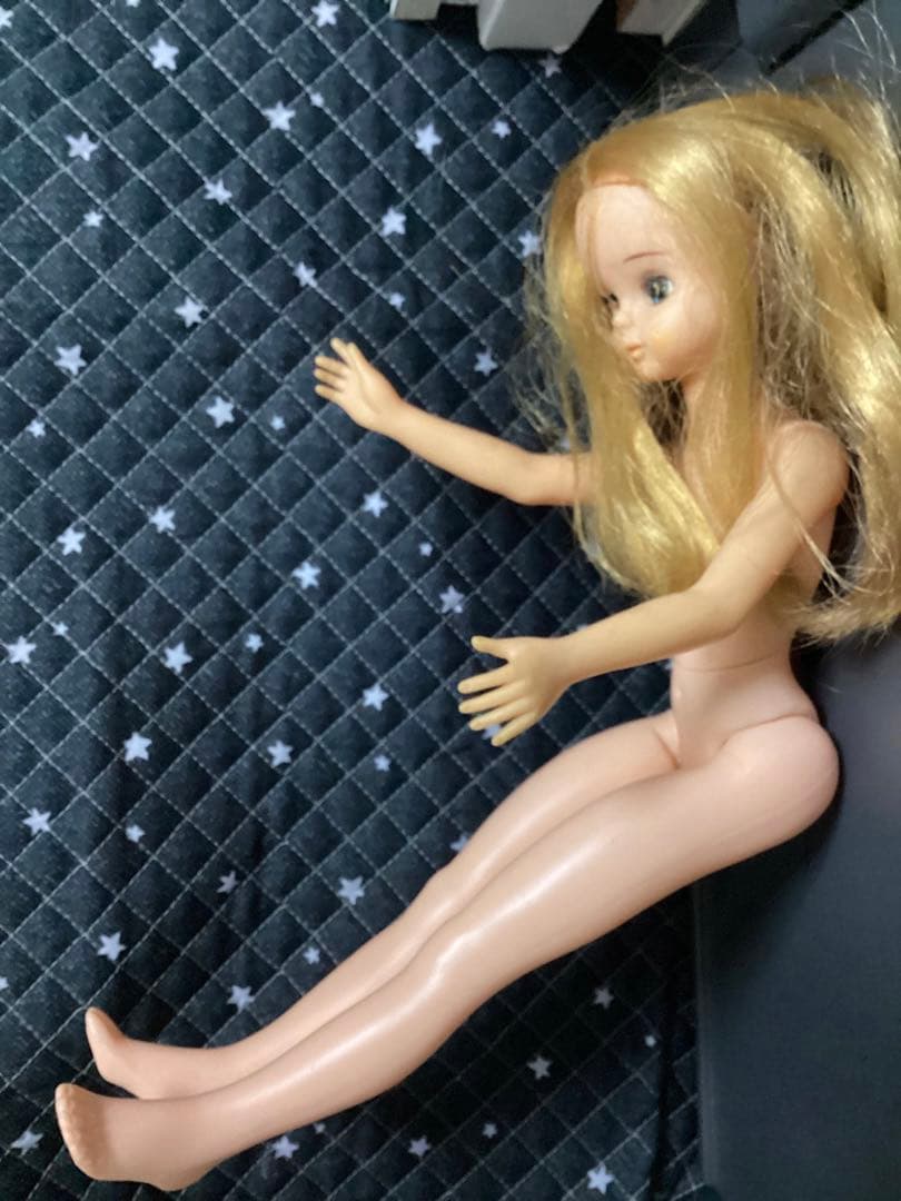 旧タカラのマリーフランソワ人形です。大リカちゃん。