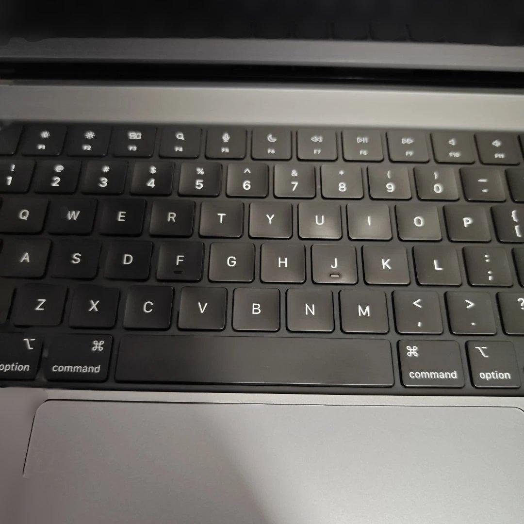 MacBook本体 Apple MacBook Pro 16-inch M1Max 32G 2TB