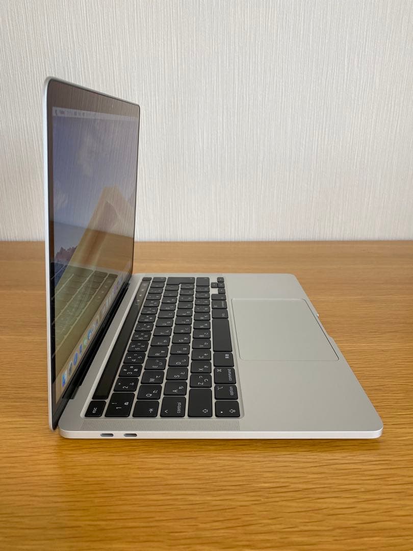 MacBook Pro 2020 上位モデル　未使用に近い　MacBook本体