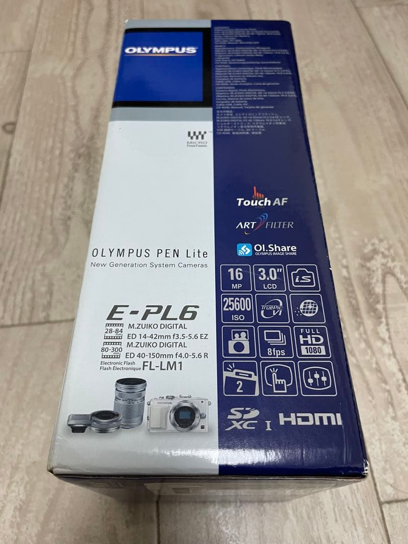 OLYMPUS PEN Lite E-PL6 ホワイト