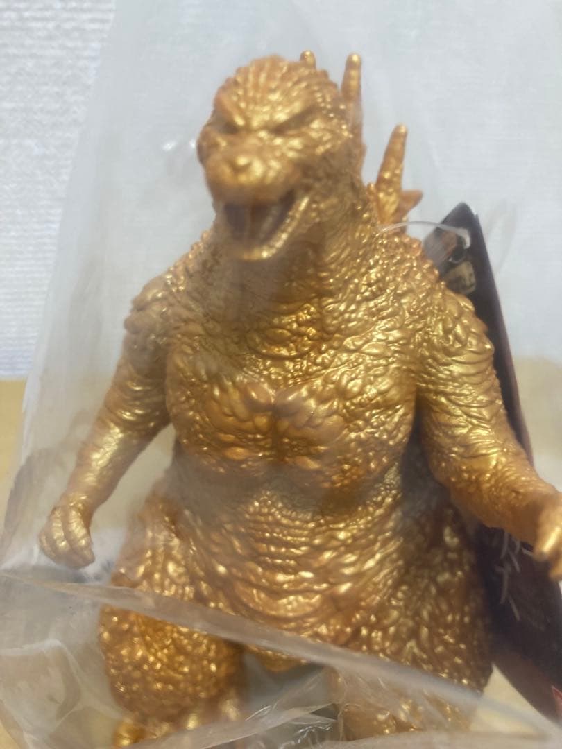 （新品）ゴジラ・ストア限定.メモリアルゴールドゴジラver.（フィギュア）