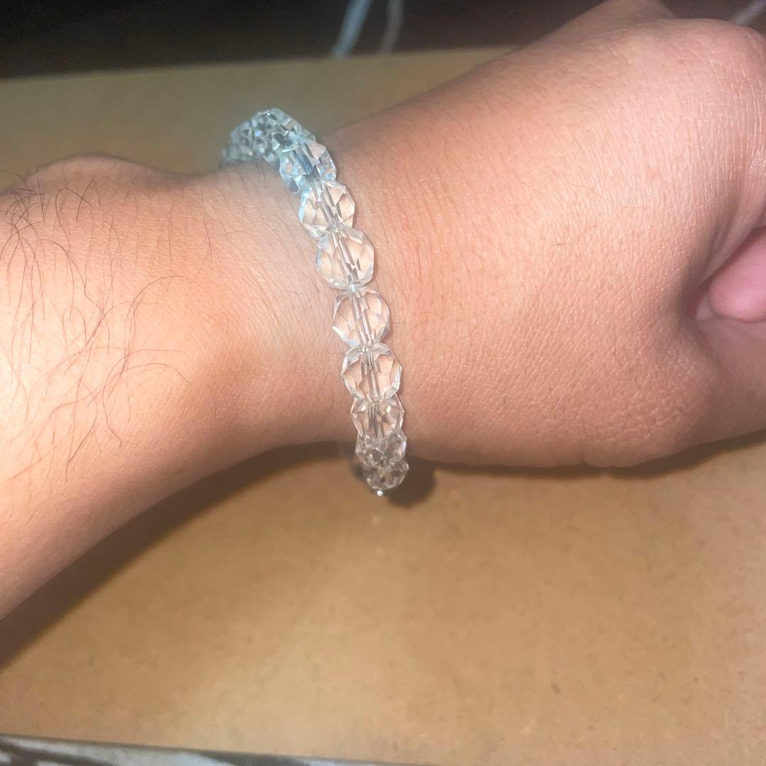 特殊カット水晶ブレスレット！！とおまけブレスレット！