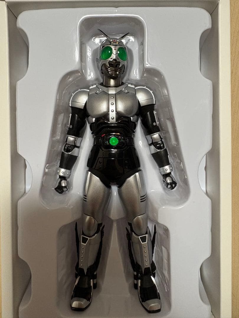 S.H.Figuarts（真骨彫製法） 仮面ライダーBLACK＋シャドームーン