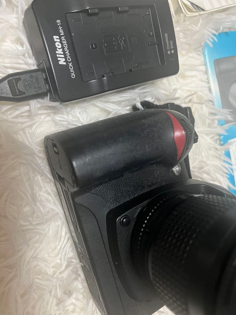 Nikon D70 デジタル一眼レフカメラ