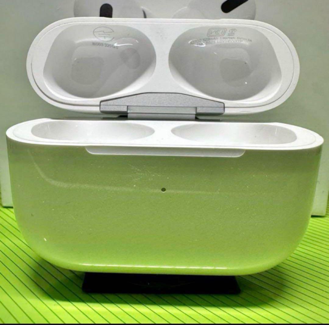 AirPods pro 第二世代　エアーポッズ充電ケースのみ