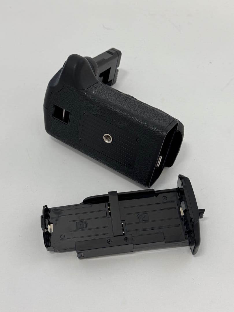 Nikon D5600 デジタル一眼レフカメラ　ズーム、単焦点レンズセット