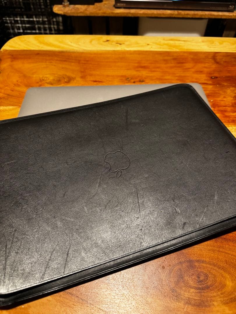 MacBook Pro 13_2020 i7/32GB/1TB レザーケース付き
