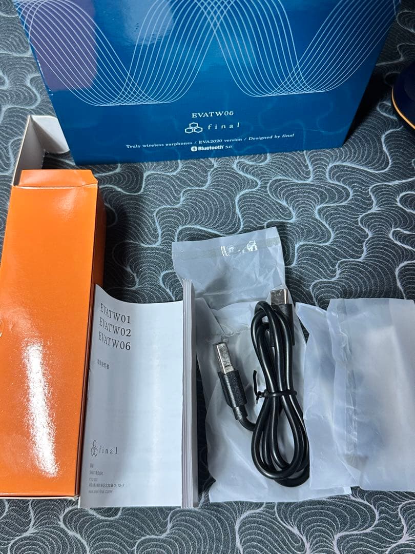 【希少】final EVATW06 ワイヤレスイヤホン エヴァンゲリオン