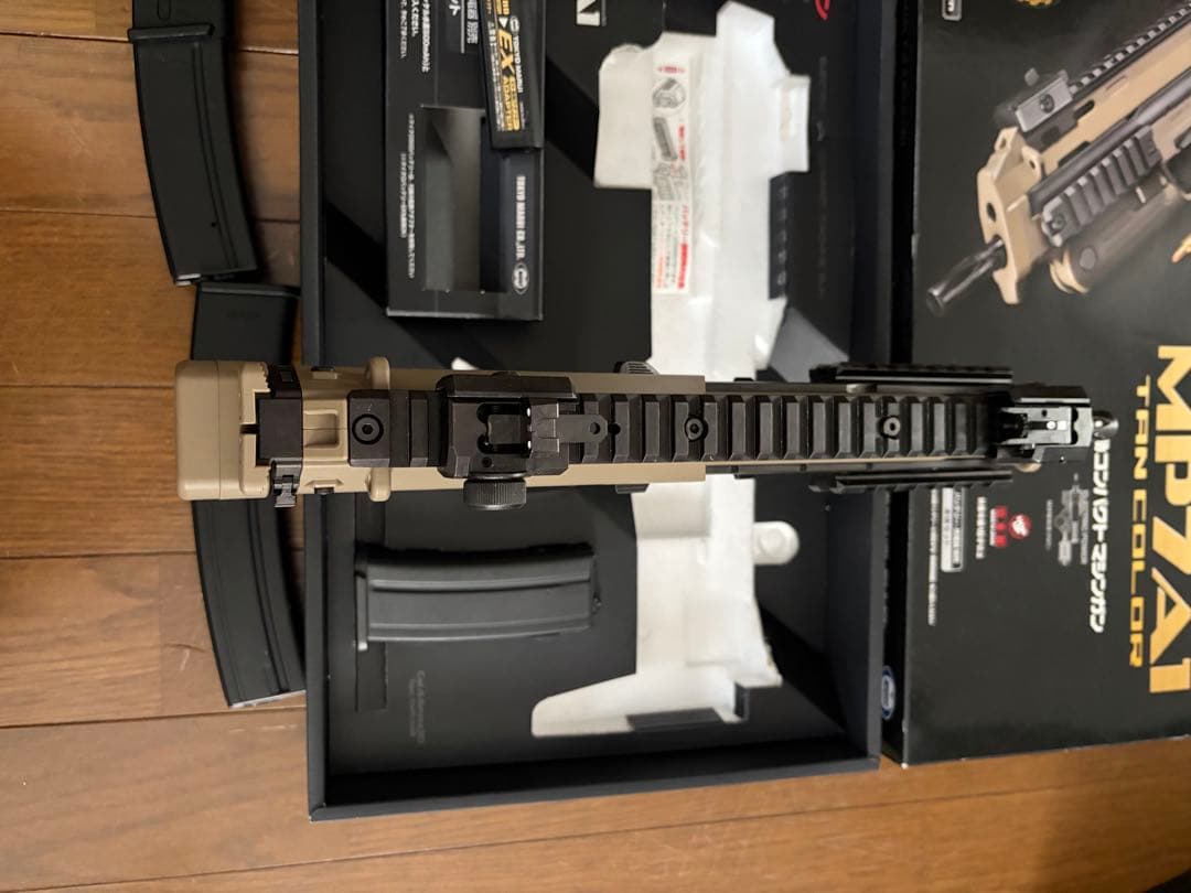 R*A様 東京マルイ MP7A1 TAN COLOR 電動コンパクトマシンガン