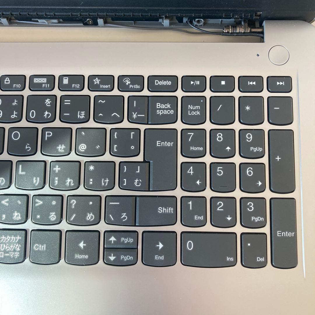 Lenovo IdeaPad 1 15AMN7 ノートパソコン