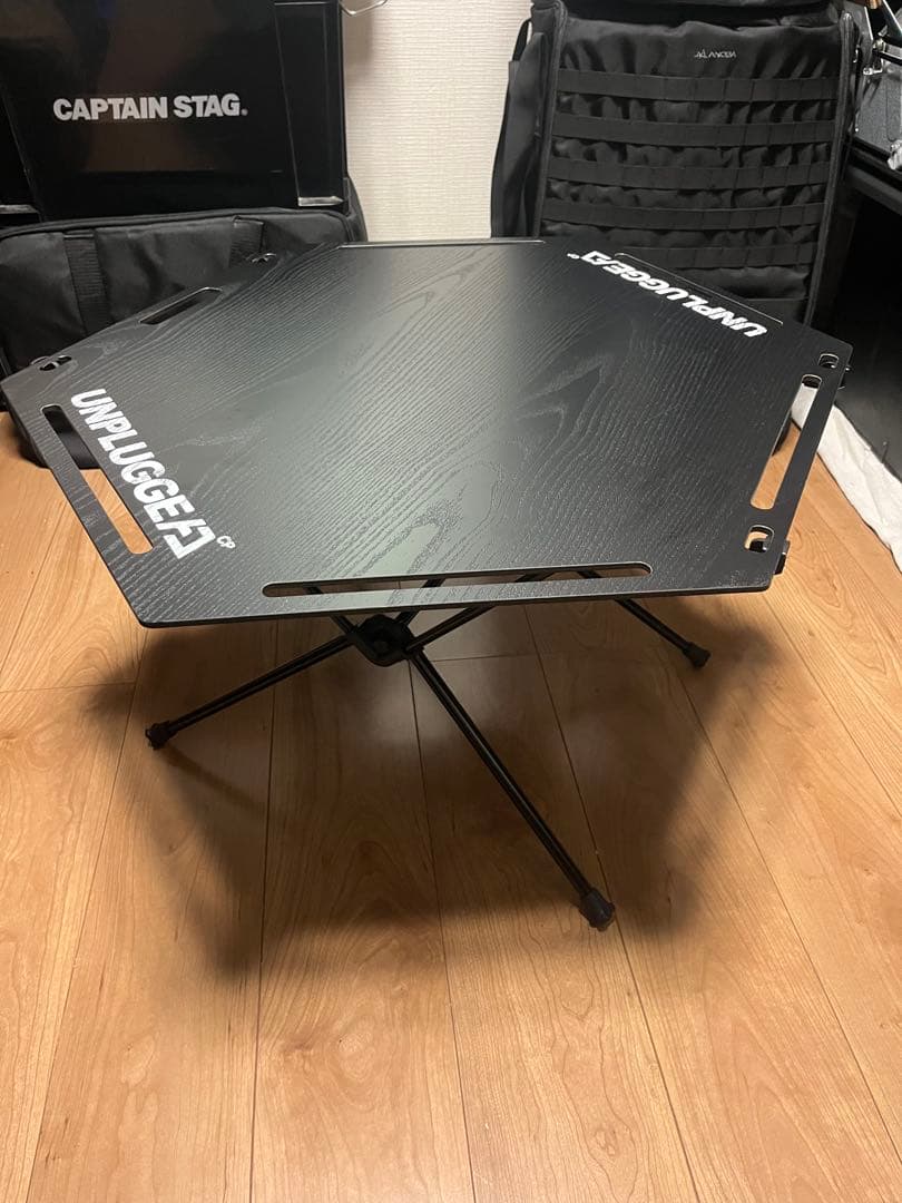 UNPLUGGED ヘキサテーブル　美品