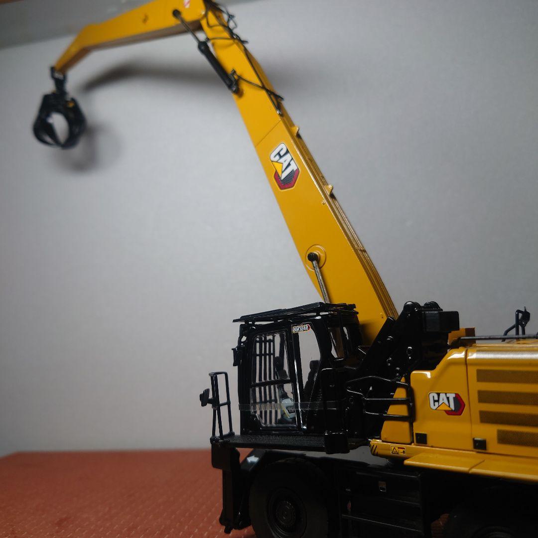 CAT MH3040 ホイール式マテリアルハンドラー(1/50) キャタピラー