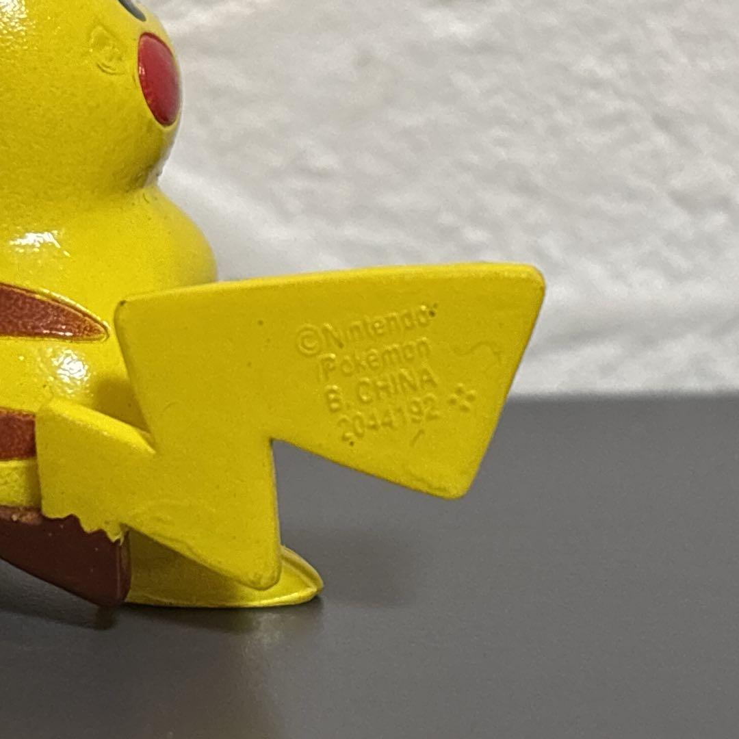 【希少】 レアポーズ　ピカチュウ　ポケモン　フィギュア