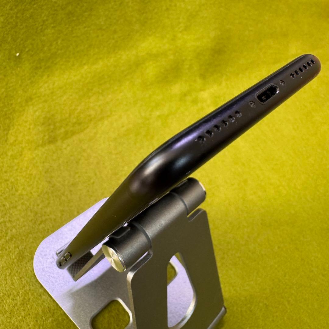 iPhoneSE2 64GB SIMフリー ブラック 初期化済 バッテリー86%