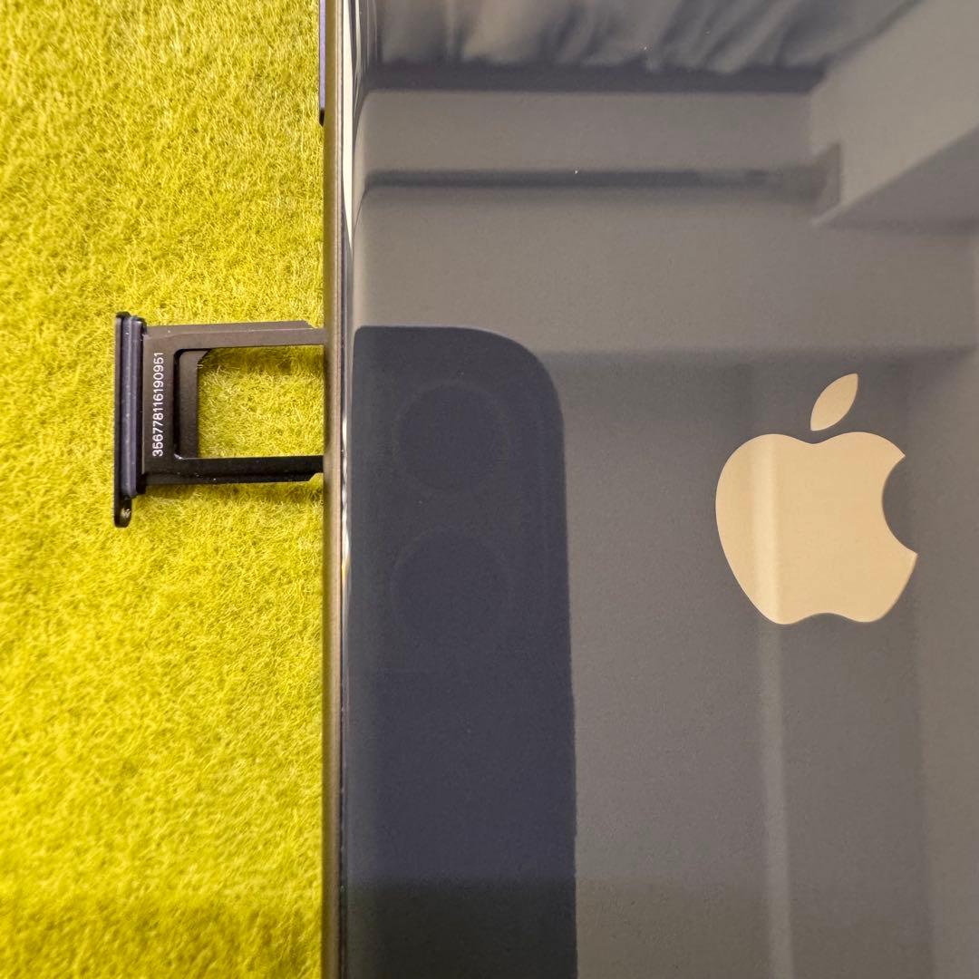 iPhoneSE2 64GB SIMフリー ブラック 初期化済 バッテリー86%