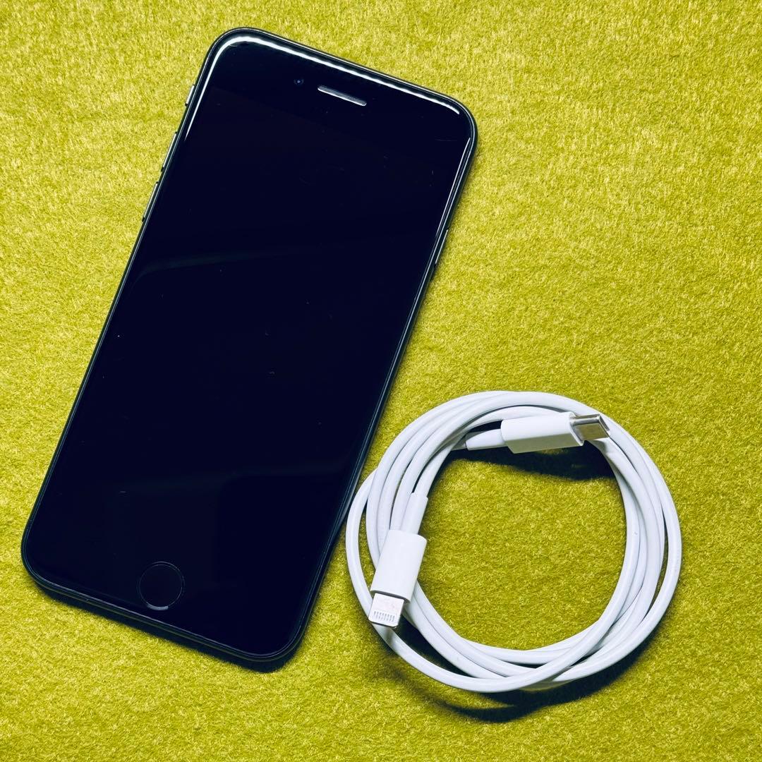 iPhoneSE2 64GB SIMフリー ブラック 初期化済 バッテリー86%