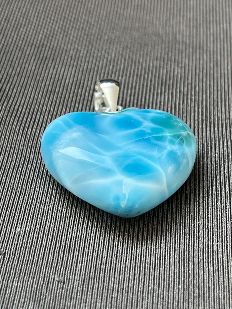 天然石☆高品質！ラリマーハート型ペンダントトップ☆両面模様が美しい!