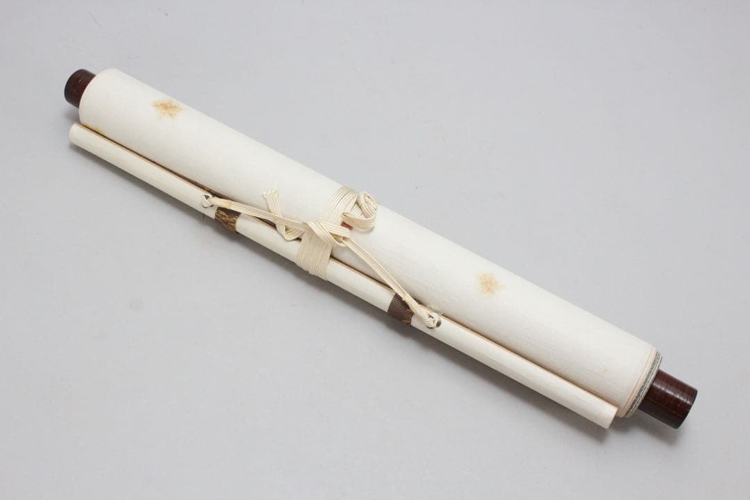 No5756 掛軸　大覚寺門跡　乃村龍澄　一行書　「春風花自開」　合箱　送料無料
