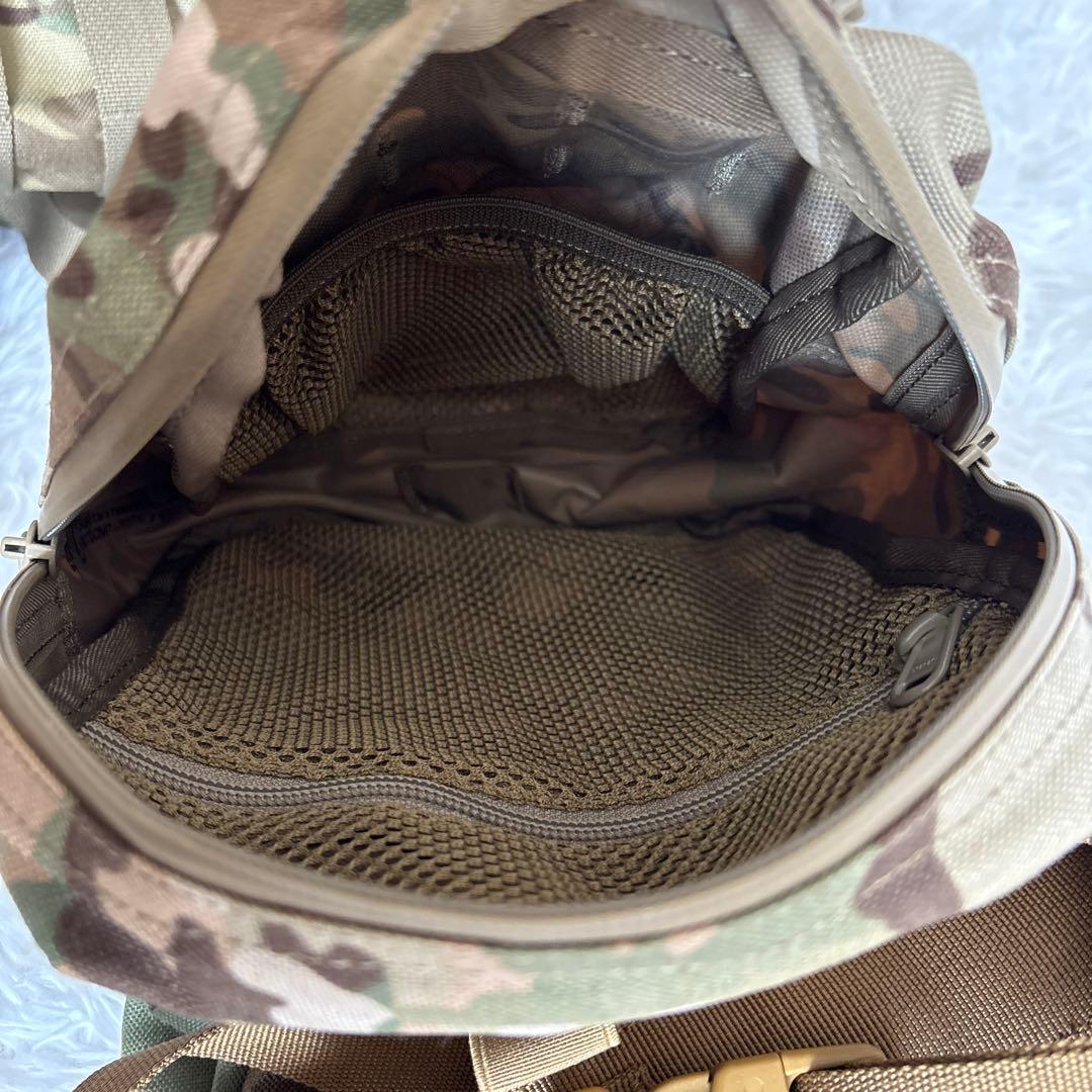 Multicam Akmax.cn ミリタリー Molle II バックパック