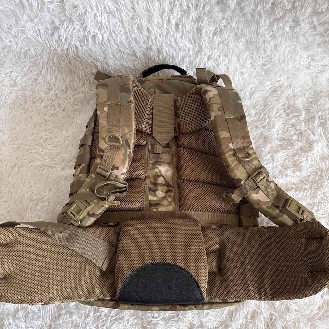 Multicam Akmax.cn ミリタリー Molle II バックパック