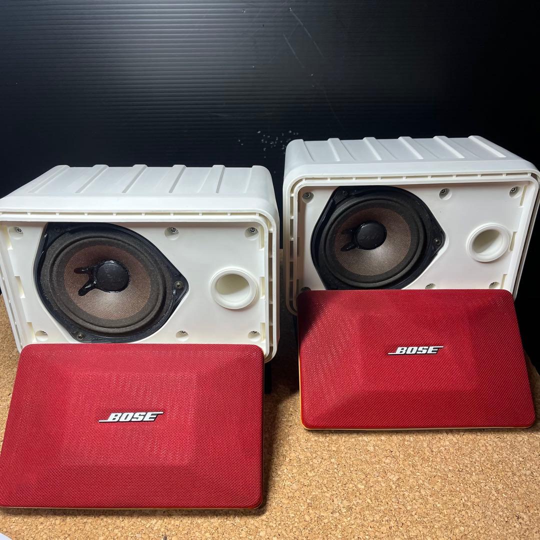 BOSE スピーカー101MMWホワイト／レッド
