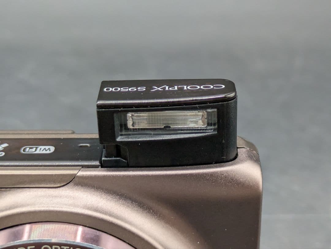 Nikon COOLPIX S9500 コンパクトデジタルカメラ