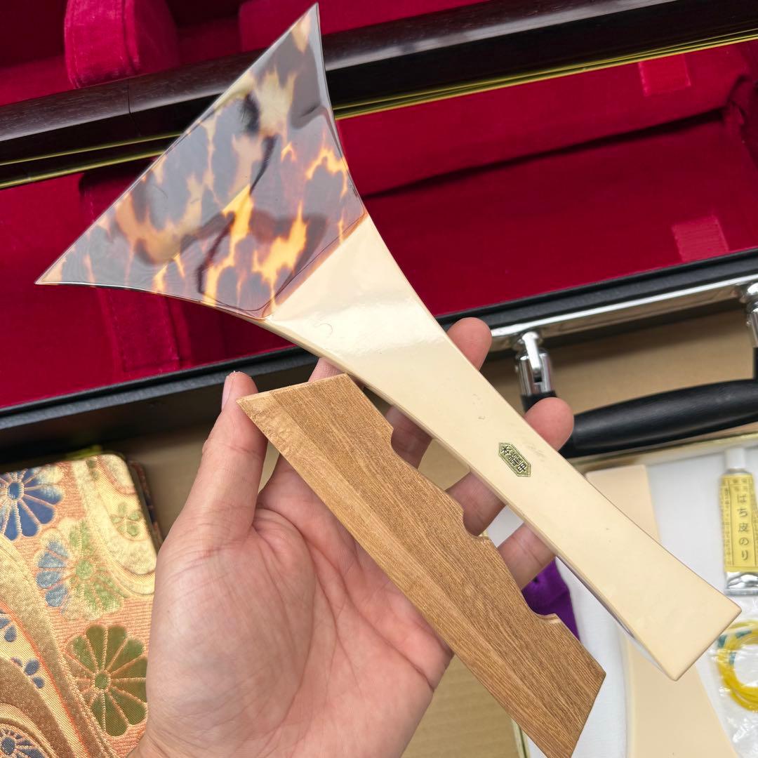三味線　バチ　三絃駒　ハードケース 　和楽器　弦楽器