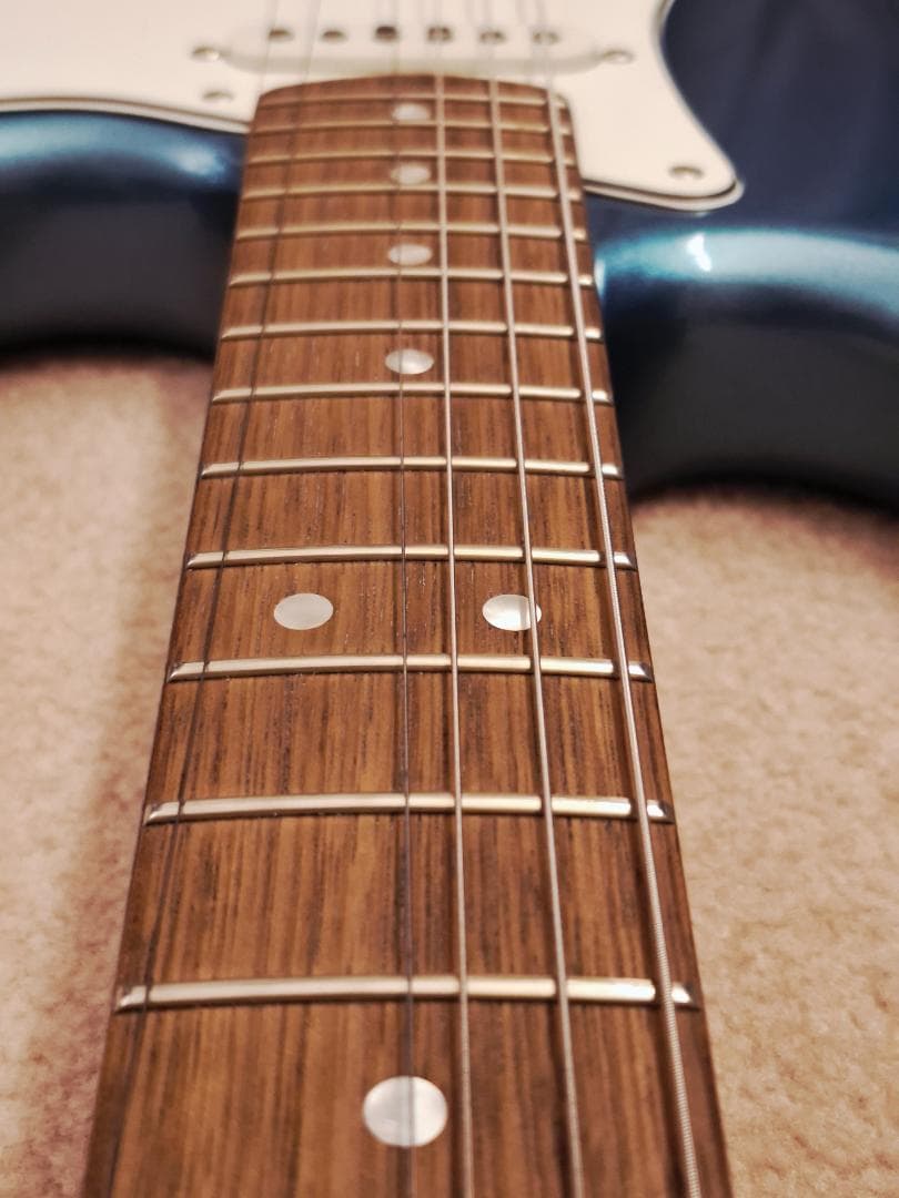 え*と様 美品★Classic Vibe '60s Stratocaster L