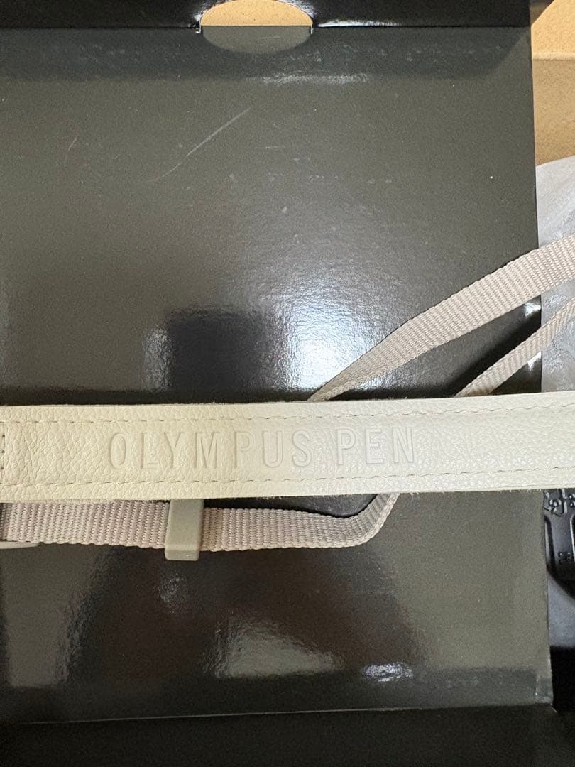 OLYMPUS PEN E-P7 EZダブルズームキット　 ホワイト