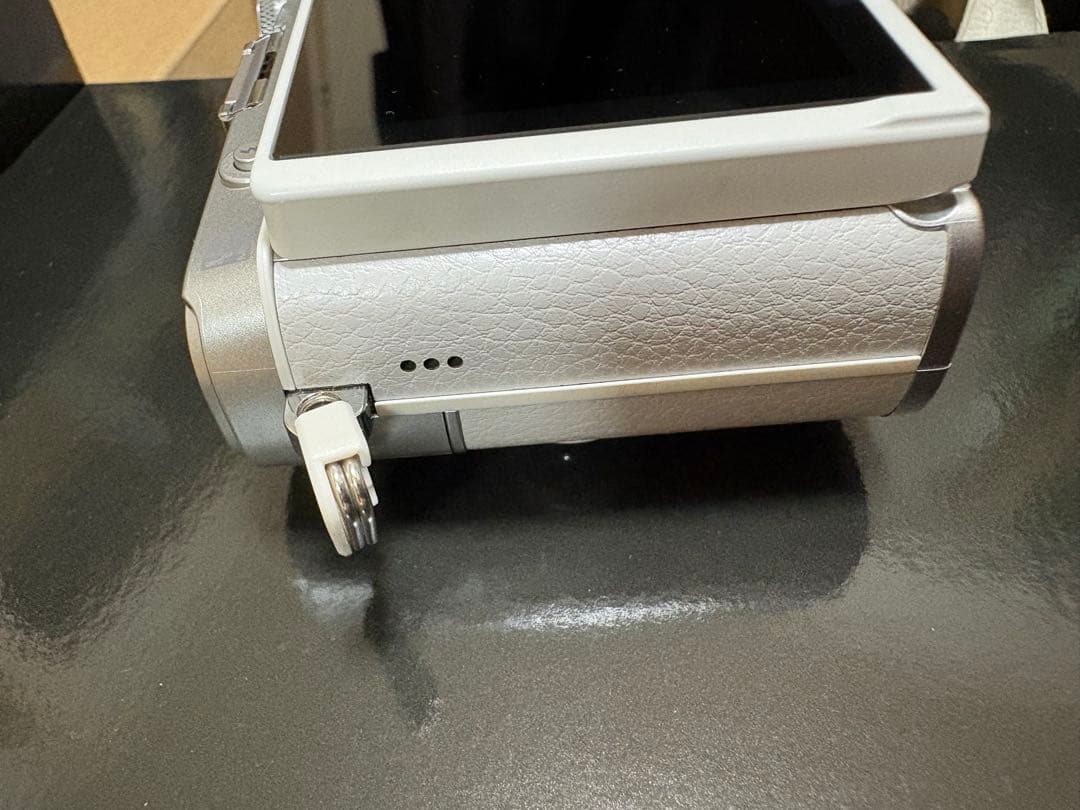 OLYMPUS PEN E-P7 EZダブルズームキット　 ホワイト