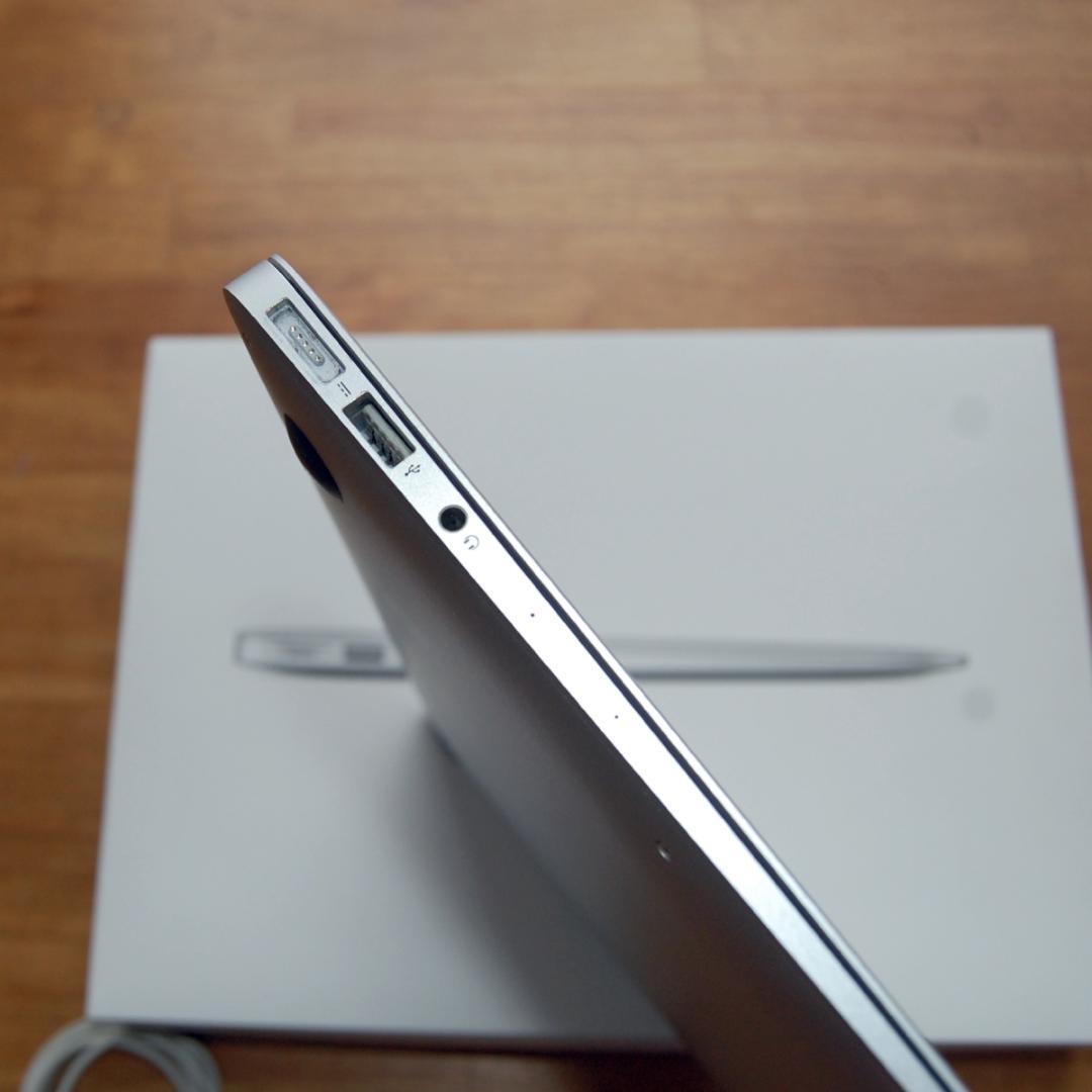 MacBook Air (mid-2013) 13インチ 完品 箱付き 美品