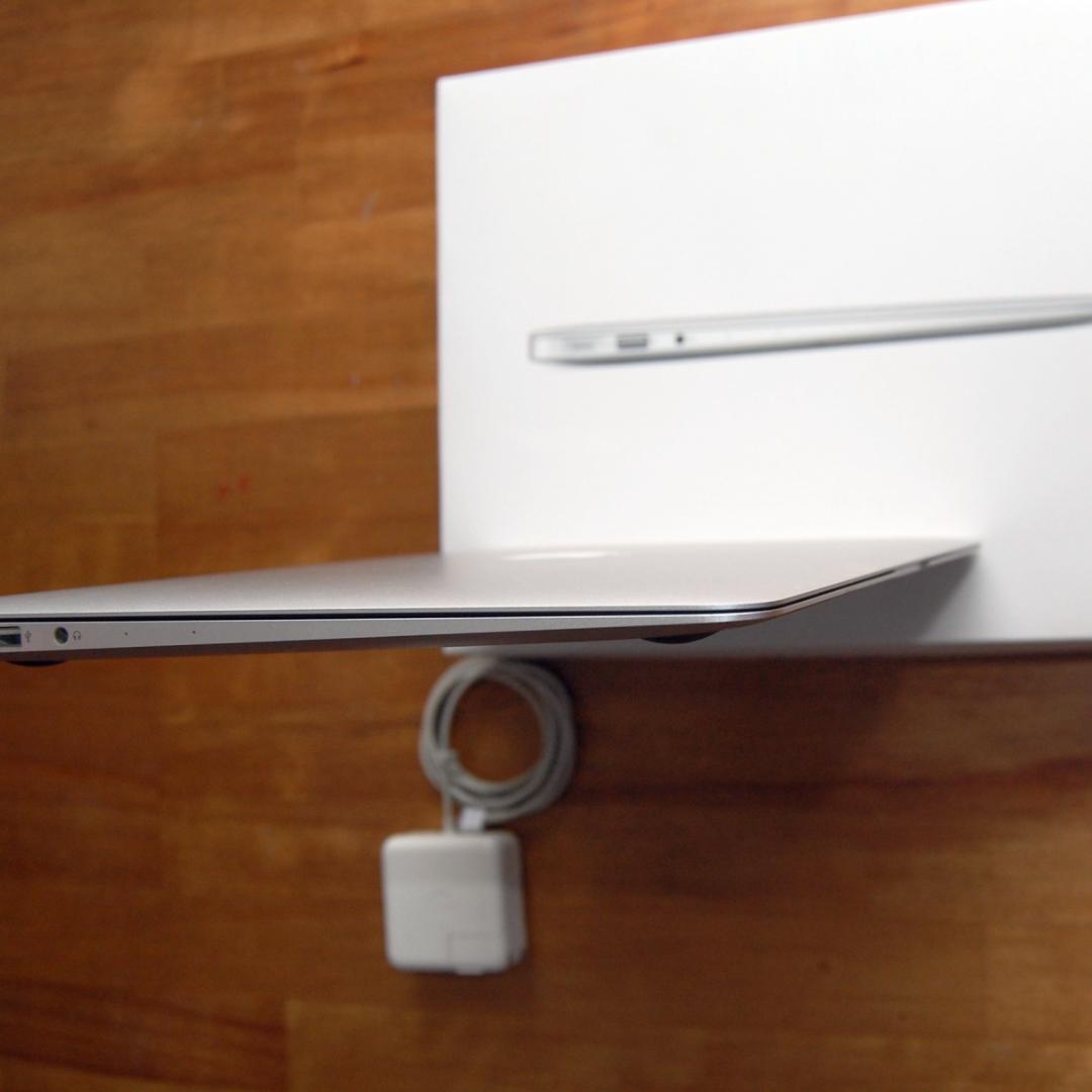 MacBook Air (mid-2013) 13インチ 完品 箱付き 美品