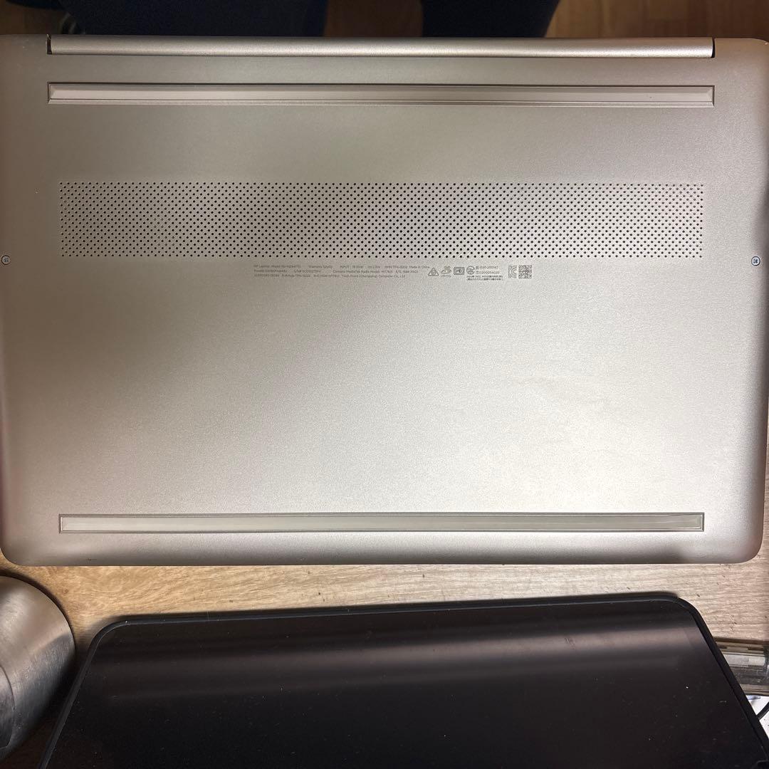 HP ノートPC Laptop 15s-fq2xxx